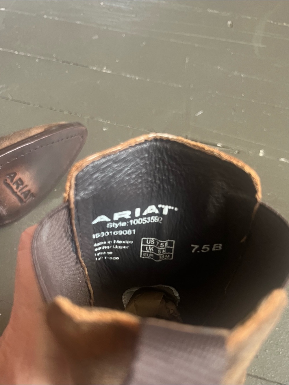 Ariat Shiloh Dark Ginger Suede Western Chelsea Heeled Boots - Picture 6 of 13